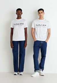 Red Bull Racing x Pepe Jeans RED BULL RACING LOGO DRIVER TEE - T-shirt print - white