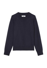 Marineblauwe trui van zachte stof, met een ronde hals, lange mouwen en geribbelde zoom en manchetten. Etiket zichtbaar bij de halslijn.