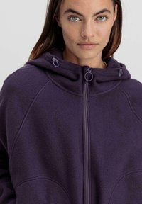 hessnatur OVERSIZE - Fleecejacke - lavendelgrau