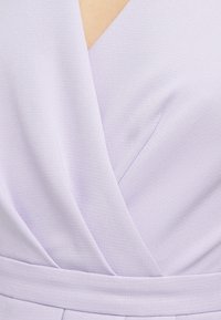 Miss Selfridge Etuikleid - purple