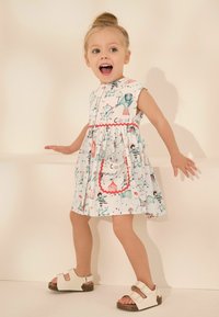 Next REGULAR FIT - BUTTON THROUGH - Hverdagskjole - ecru cream circus