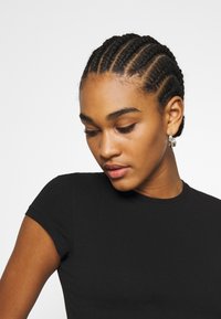 Weekday SABRA 2 PACK - T-shirt básica - black/white