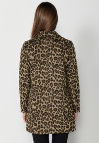 Koroshi Palton scurt - marron brown