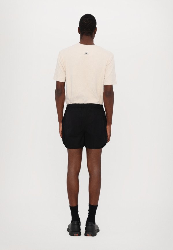 PATCH POCKET MICRO UNISEX - Shorts4