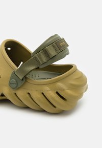 Crocs ECHO UNISEX - Sabots - dark green
