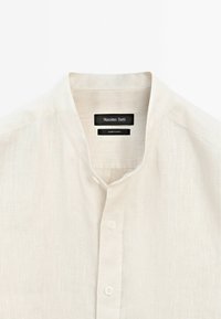 Thumbnail Image 9