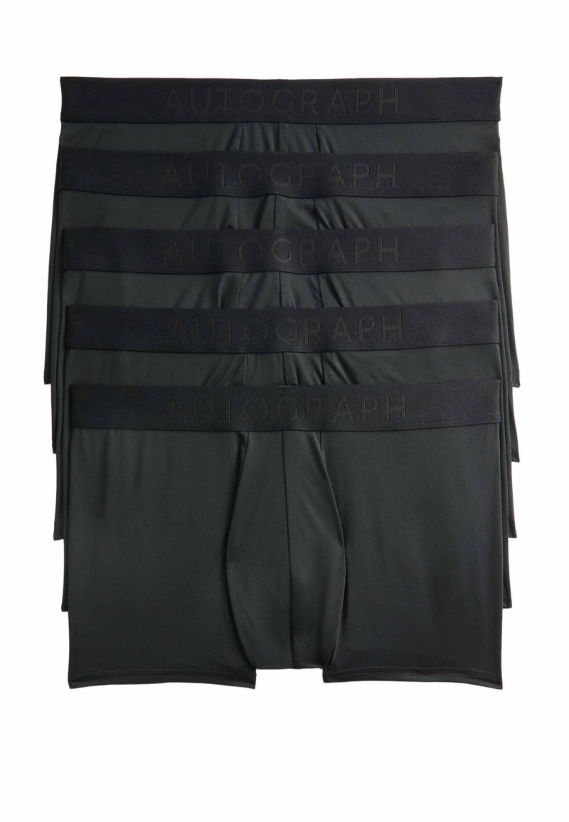 Calzoncillos boxer negros apilados en fila, hechos de una tela suave, con una cinta negra gruesa que lleva la inscripción "AUTOGRAPH" en letras en relieve.