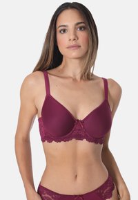 Unselected, beaujolais