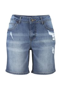 Shorts in denim azzurro chiaro con toppe strappate, cinque tasche e chiusura con bottone. Design casual con gamba dritta e orlo standard.