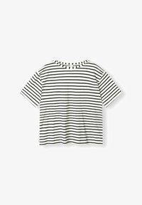 Ausgewählt, white black