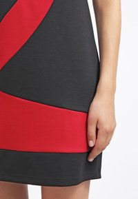Anna Field by Zalando Robe fourreau - black