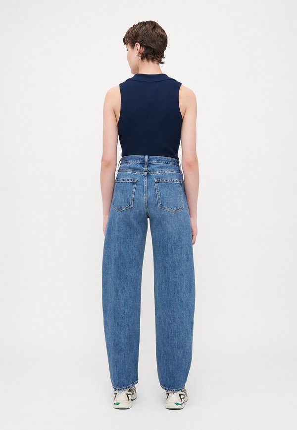 BARREL HERSH - Loose Jeans - medium indigo4