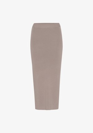 Térd hosszúságú bézs ceruzaszoknya, rugalmas anyagból készült, amely illeszkedő sziluettel és sima textúrával rendelkezik, látható minták vagy díszítések nélkül.