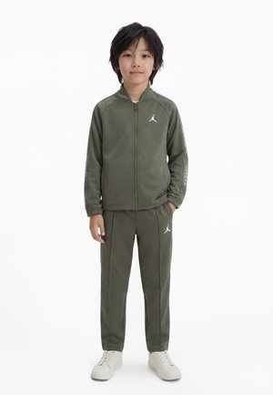 Jordan JACKET UNISEX - Dressikomplekt - vintage lichen