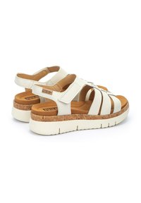 Pikolinos PALMA - Sandalias de cuña - white
