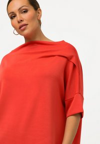 Ulla Popken Mikina - red