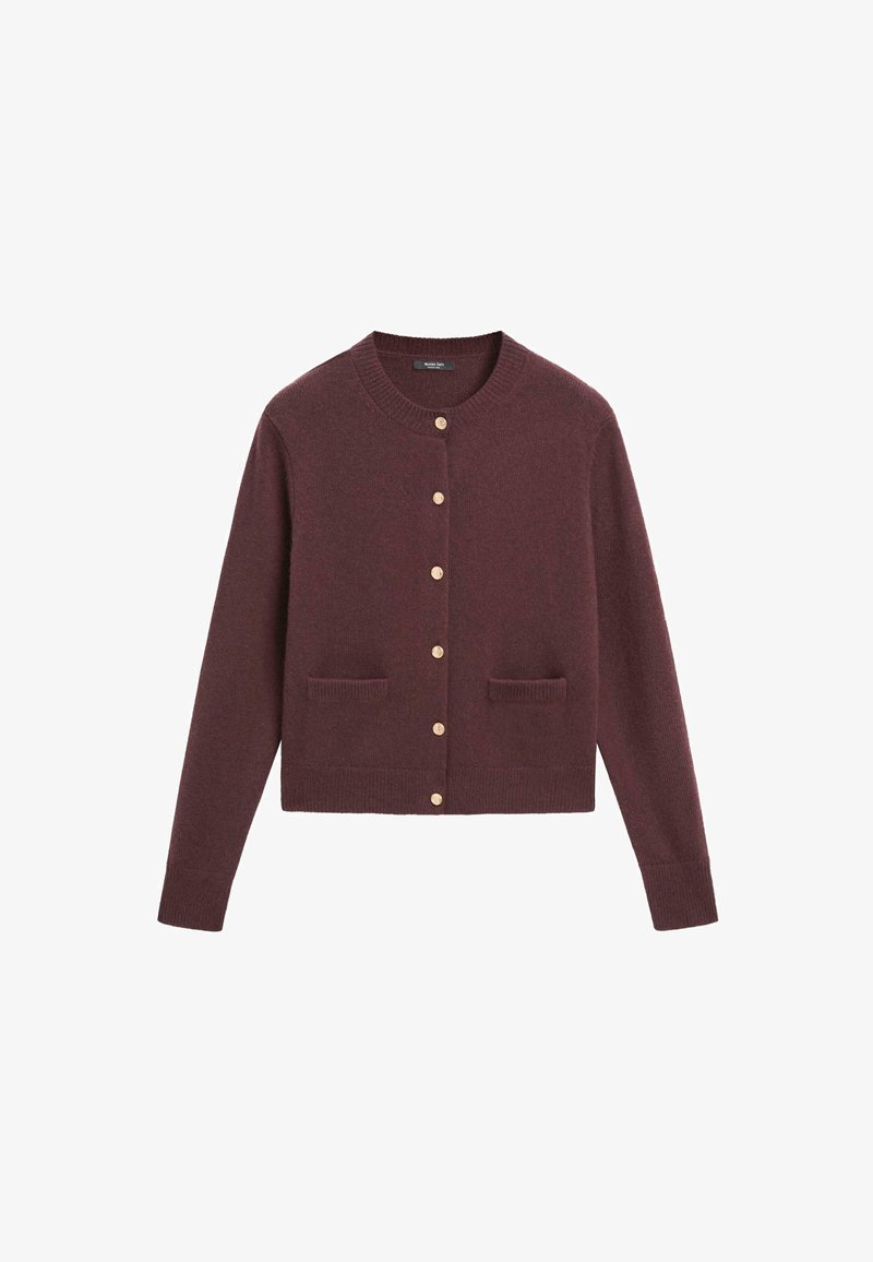 Cardigan lavorato a maglia bordeaux scuro con collo rotondo, maniche lunghe, bottoni dorati sulla parte anteriore e due tasche frontali.