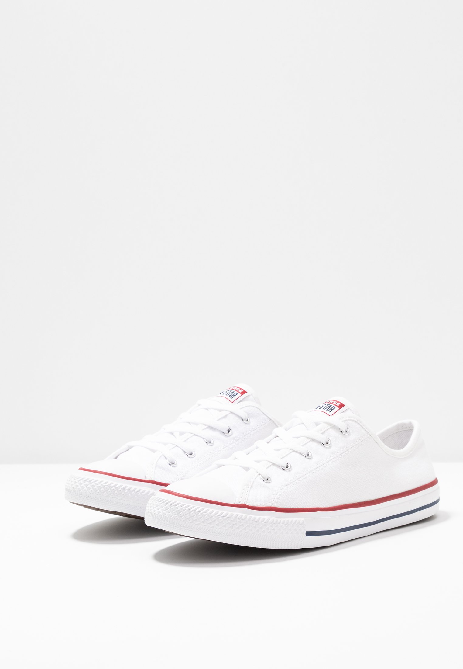 converse basse en dentelle