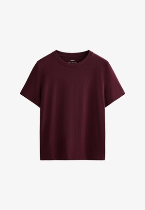 Bordeaux katoenen T-shirt met een ronde hals, korte mouwen en een relaxte pasvorm. Gladde textuur en geen zichtbare patronen of accenten.