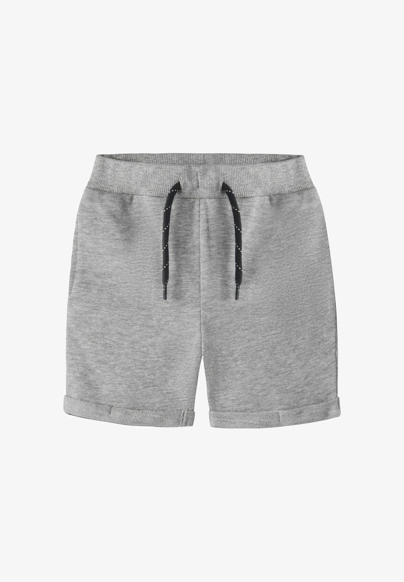Shorts en mélange de coton gris avec une ceinture côtelée, un cordon de serrage noir ajustable et des revers roulés. Design simple et décontracté, adapté aux temps chauds.