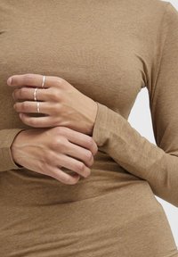 b.young PAMILA ROLL NECK - Camiseta de manga larga - tiger's eye melange