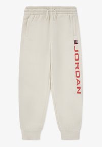 Niewybrane, pale ivory