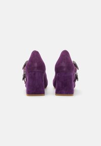 Alma en Pena Klassiske pumps - violet