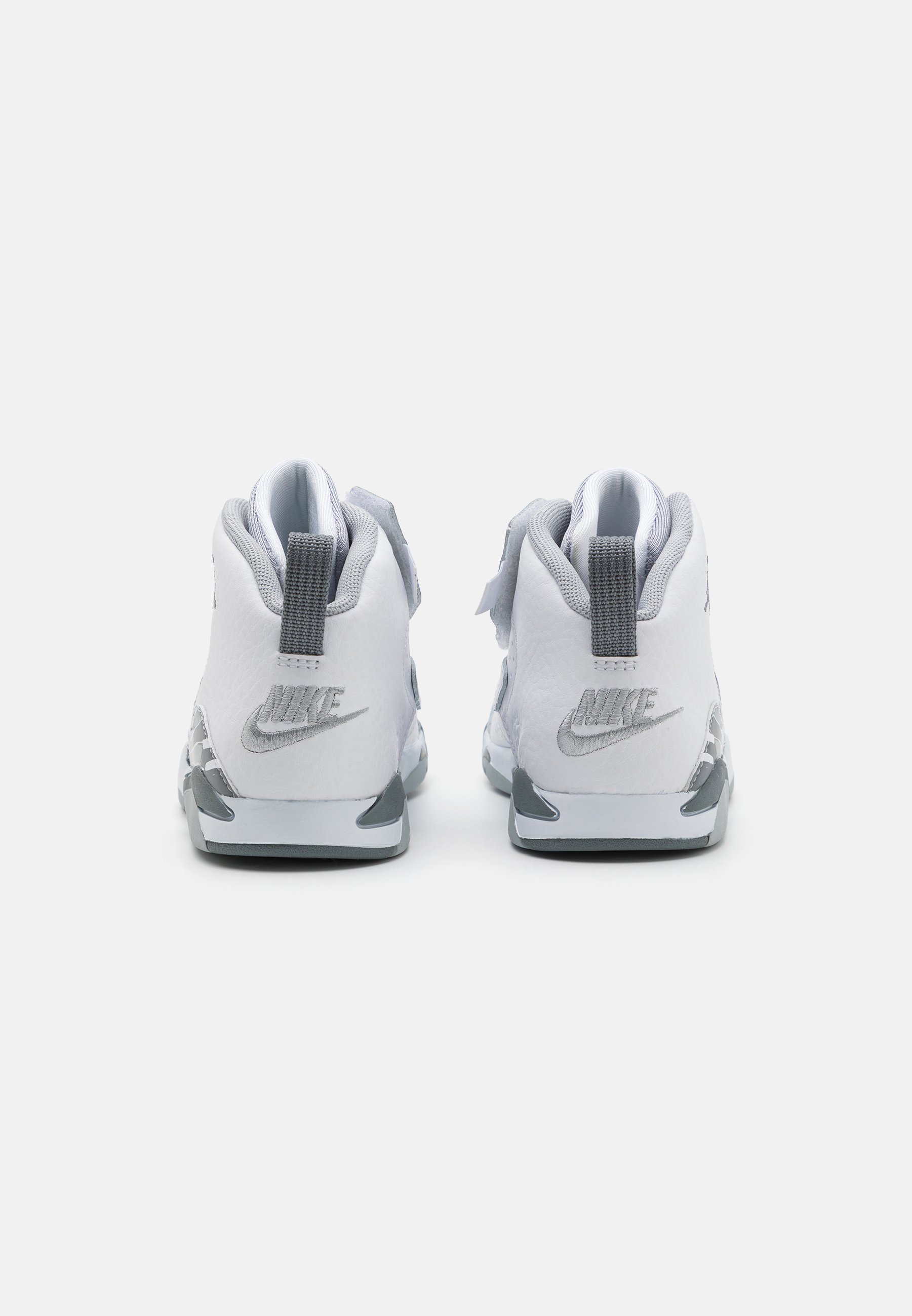 nike white high top basketball shoes