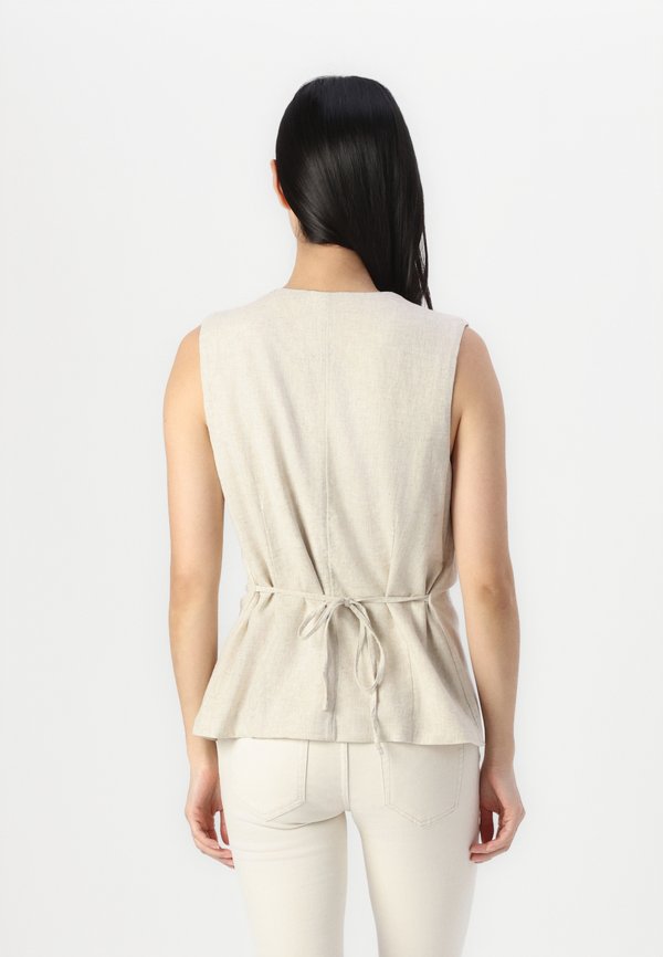 BARE LONGLINE VEST - Waistcoat - flax2