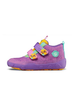 KNIT HAPPY - Baby shoes - lavendel