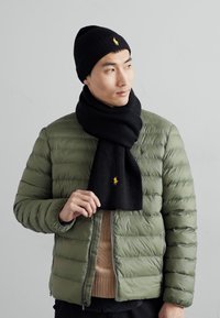 Polo Ralph Lauren COLD WEATHER SET - Šal - black/gold-coloured