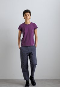 rag & bone LEYTON WORKWEAR PANT - Kelnės - black