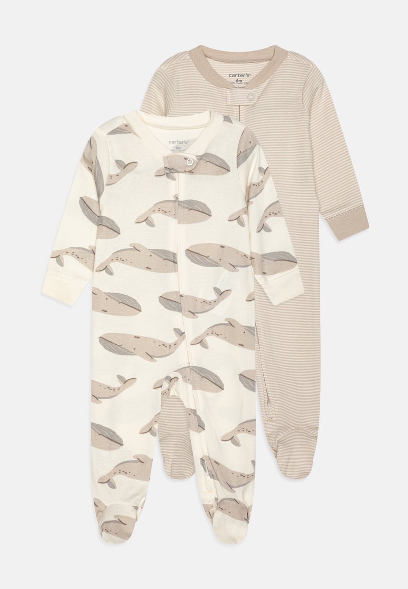 Zwei Baby-Overalls: einer in Creme mit grauem Wal-Muster, der andere hellbraun gestreift. Beide haben lange Ärmel und Druckknopfverschlüsse.