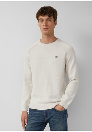 - Sweter