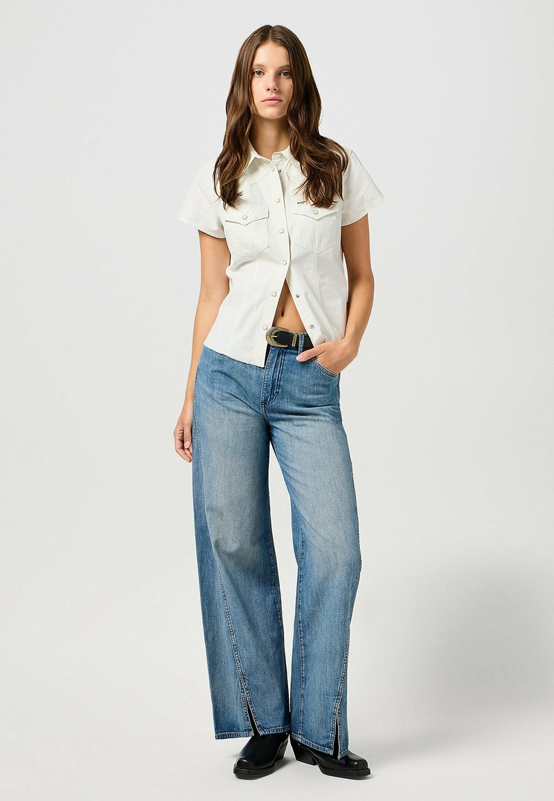 Wrangler Relaxed fit jeans groen gemêleerd Wrangler Relaxed fit jeans groen gemêleerd