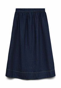 Denim krilo v temno modri barvi z elastičnim pasom, nabranim oblikovanjem in šivom po robu. Ravna in neokrašena tekstura.