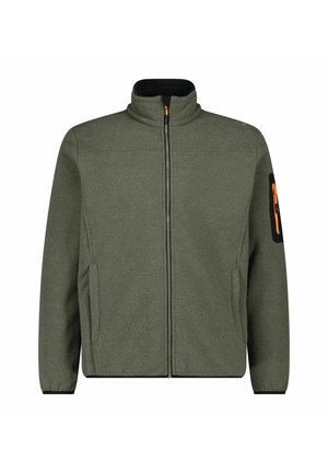 Olivgrüne Fleecejacke mit hohem Kragen, Frontreißverschluss und zwei Seitentaschen. Verfügt über eine schwarze Ärmel-Tasche mit einem orangefarbenen Reißverschluss-Zip.