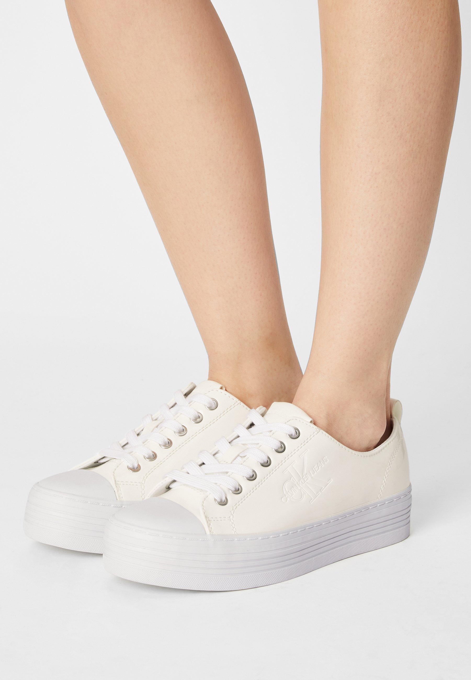 Trainers CALVIN KLEIN - Janika B4E00422 White - Sneakers - Low shoes -  Women's shoes | efootwear.eu
