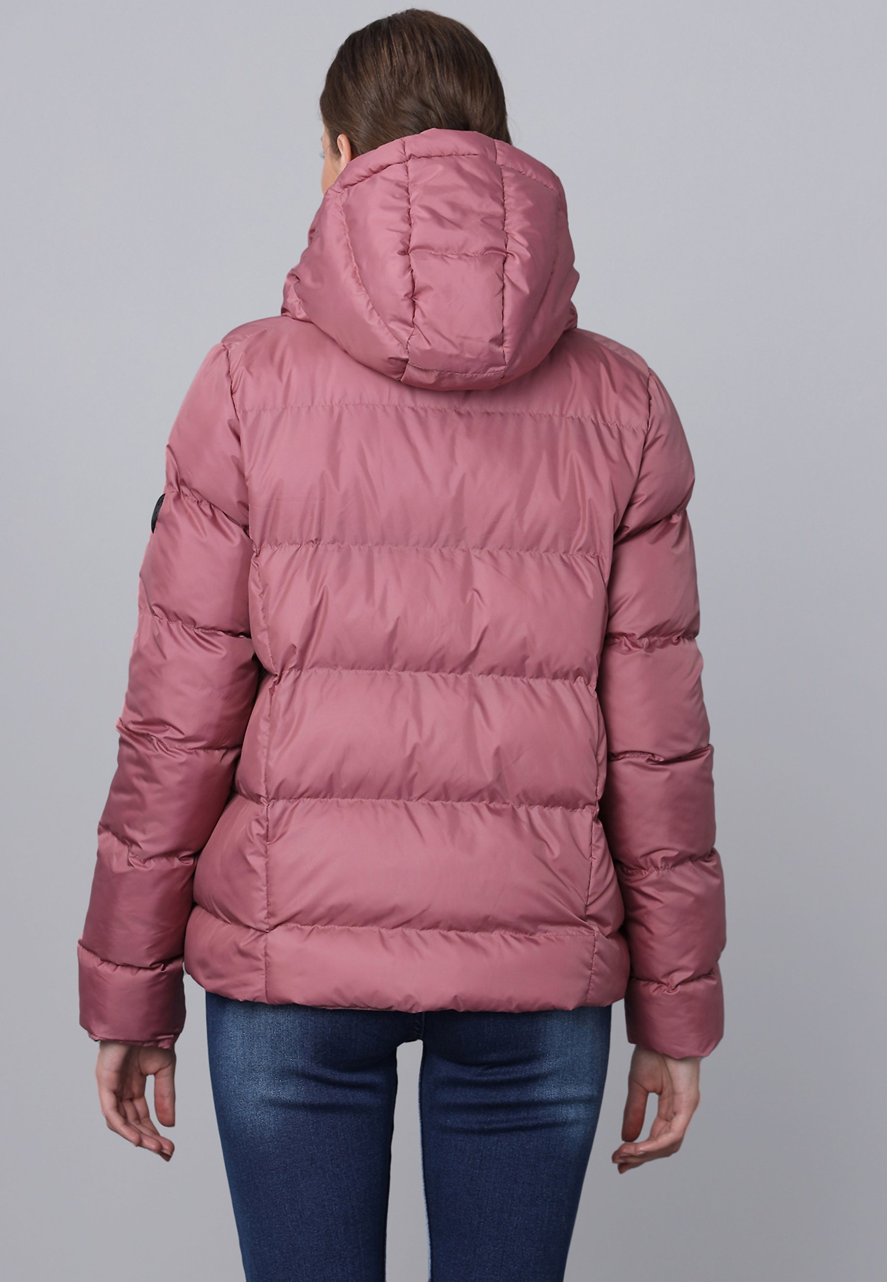 Basics and More Giacca invernale - powder/rosa salmone - Zalando.it