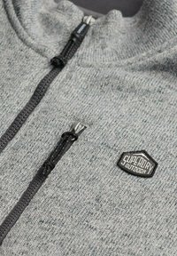 Niet geselecteerd, storm light grey grit