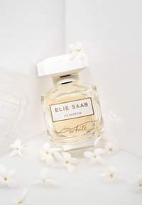 Elie Saab Fragrance LE PARFUM IN WHITE EDP - Eau de parfum