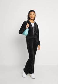 Cotton On ZIP UP HOODIE - Camisola com fecho - black