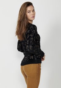 Koroshi Maglione - black