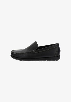 Mocassino slip-on in pelle nera con cuciture visibili e suola in gomma bassa, mostrato di profilo su sfondo bianco.