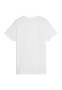 Witte t-shirt met korte mouwen en een ronde hals. Soepele, lichte stof met een effen kleur en geen zichtbare logo's of patronen.