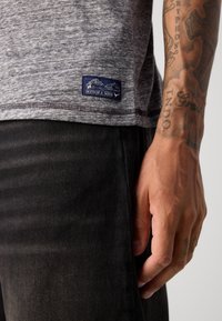 Scotch & Soda REGULAR FIT  - T-shirts basic - sky captain melange