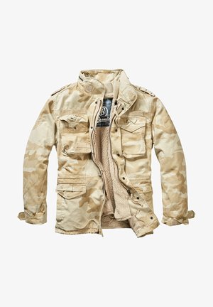 Beige Jacke mit Camouflage-Muster, weichem Innenfutter, mehreren Fronttaschen, Reißverschluss und Stehkragen. Aus einem Baumwollmischgewebe gefertigt.
