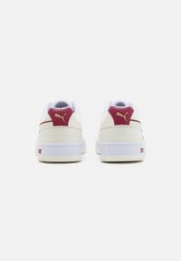 Puma GAME UNISEX - Joggesko - warm white/white/team regal red/gold