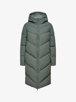 Long manteau d’hiver matelassé vert doux avec coutures en chevron, fermeture éclair complète à l’avant, manches longues et capuche attachée.