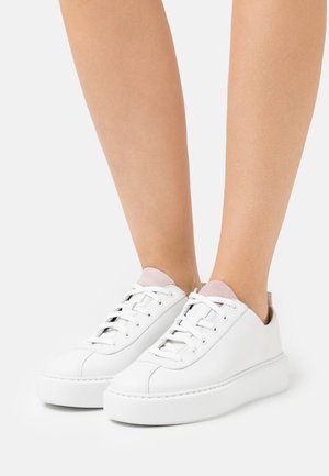 Sneakers laag - white/pink